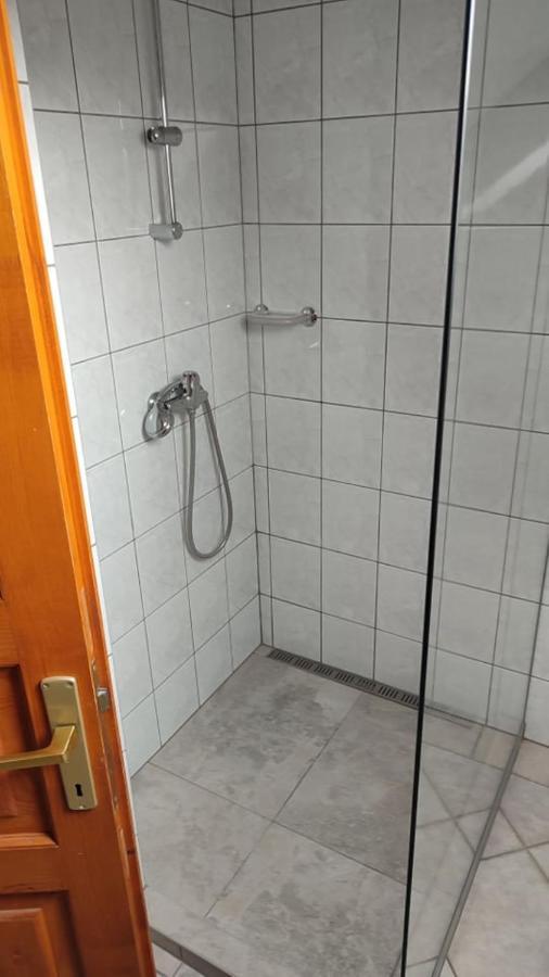 Abigel Thermal Apartman Buk Luaran gambar