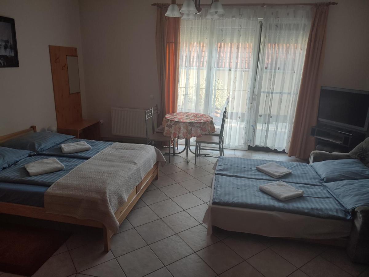 Abigel Thermal Apartman Buk Luaran gambar
