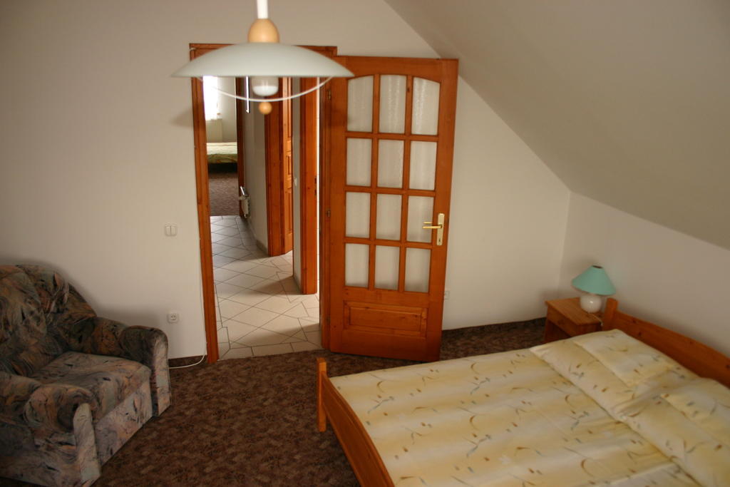 Abigel Thermal Apartman Buk Bilik gambar